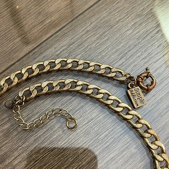 Simple Addiction Antique Gold Statement Necklace - Picture 5 of 16